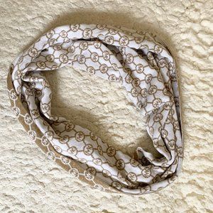 MICHAEL KORS Repeat MK Logo Infinity Scarf